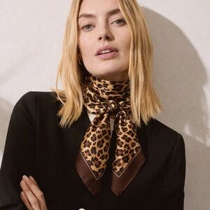 NEW 🤎 Leopard Print Satin Feel Scarf Brown Trim Square 39x37